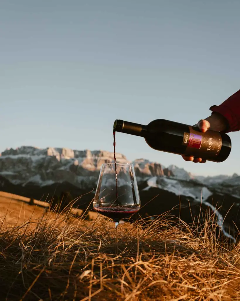 Weinprobe in Bozen — geführte Verkostung in Südtirol